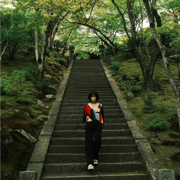 Rainbow vest - Picture 6 of 6